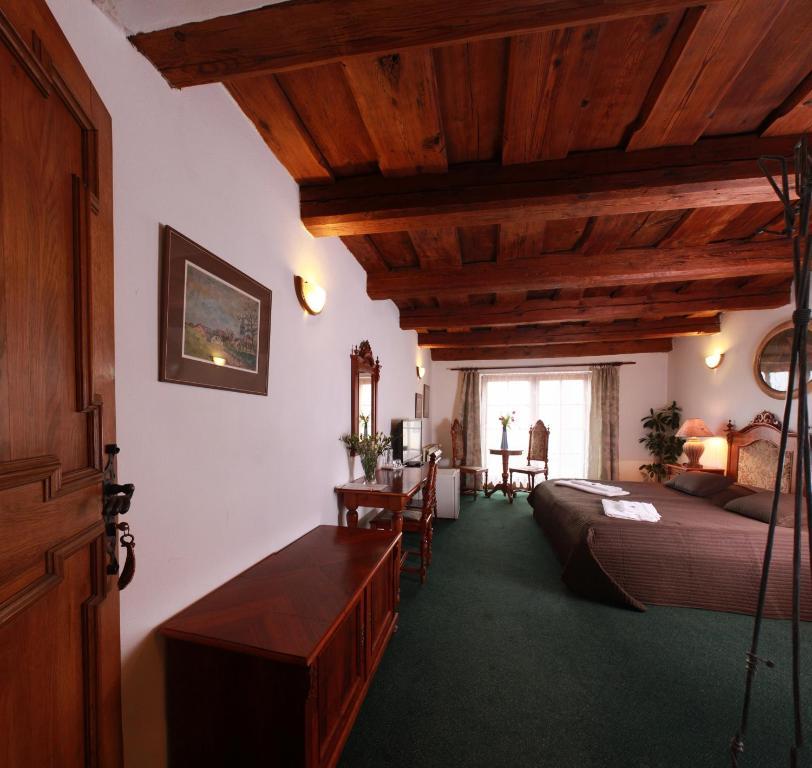 Hotel Zlaty Kohout Mladá Boleslav Εξωτερικό φωτογραφία