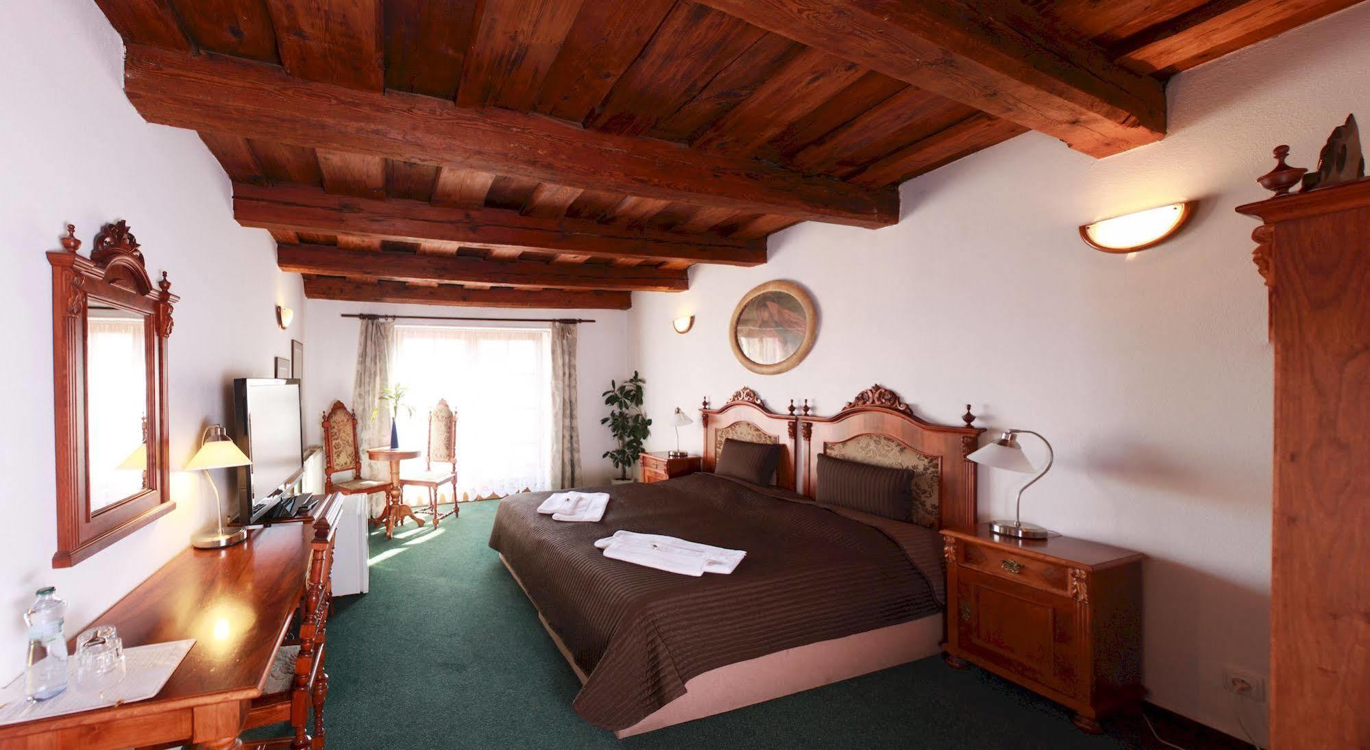 Hotel Zlaty Kohout Mladá Boleslav Εξωτερικό φωτογραφία