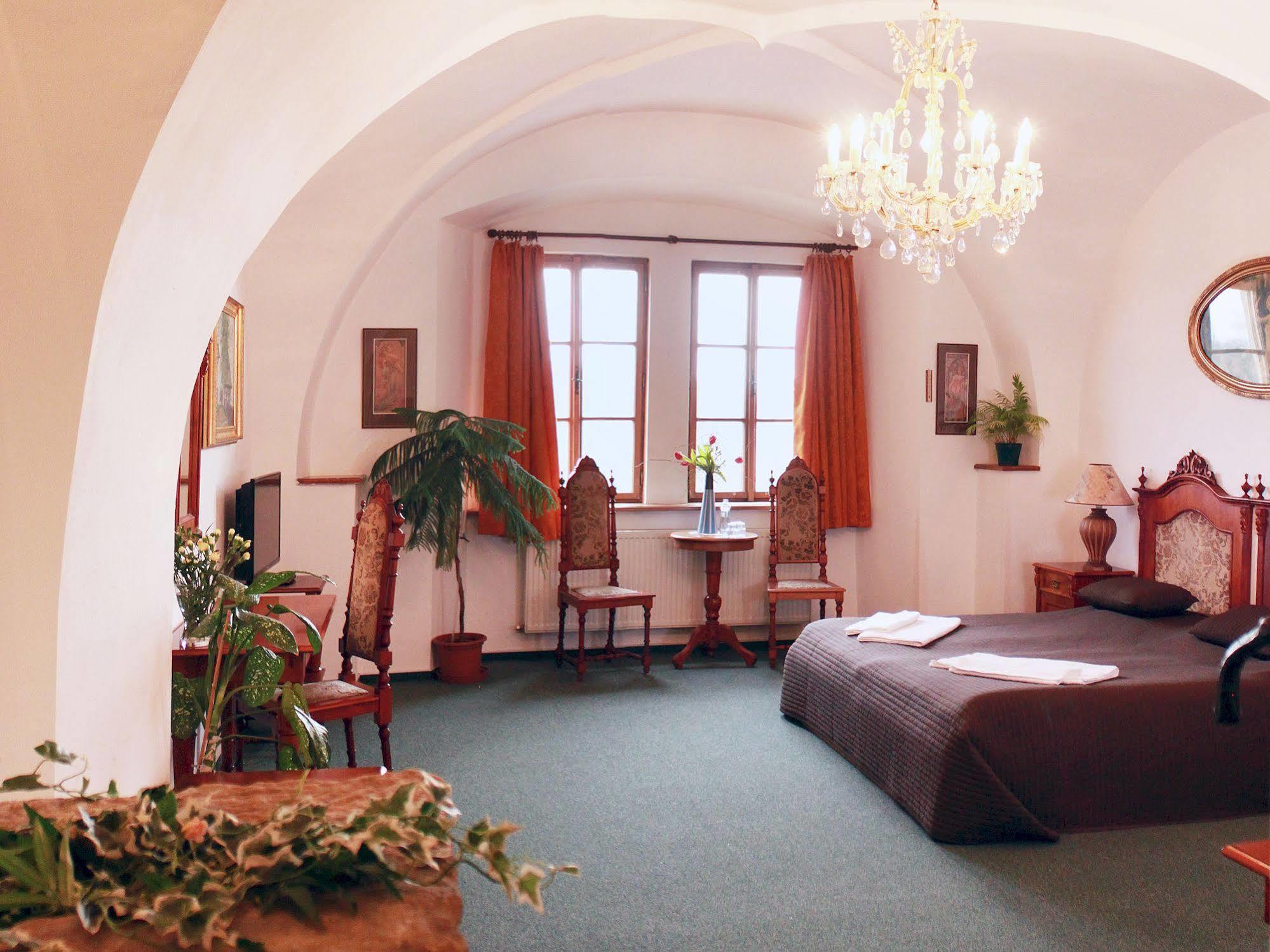 Hotel Zlaty Kohout Mladá Boleslav Εξωτερικό φωτογραφία