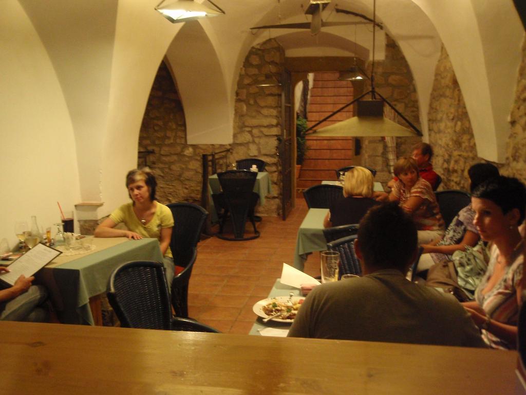 Hotel Zlaty Kohout Mladá Boleslav Εξωτερικό φωτογραφία